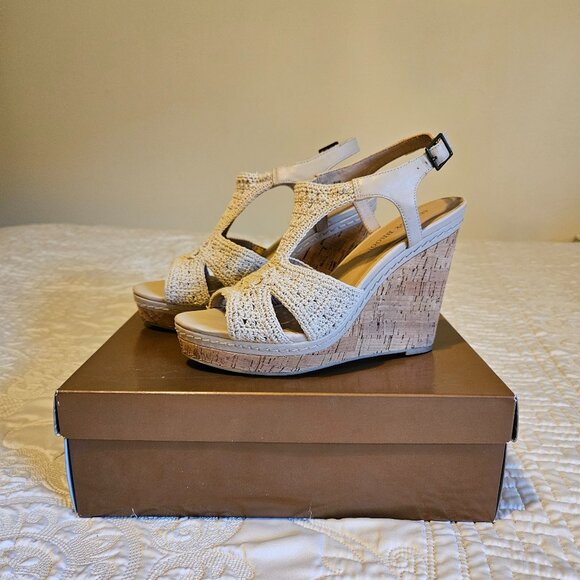 Audrey Brooke Winston Macrame Wedges - Picture 1 of 7